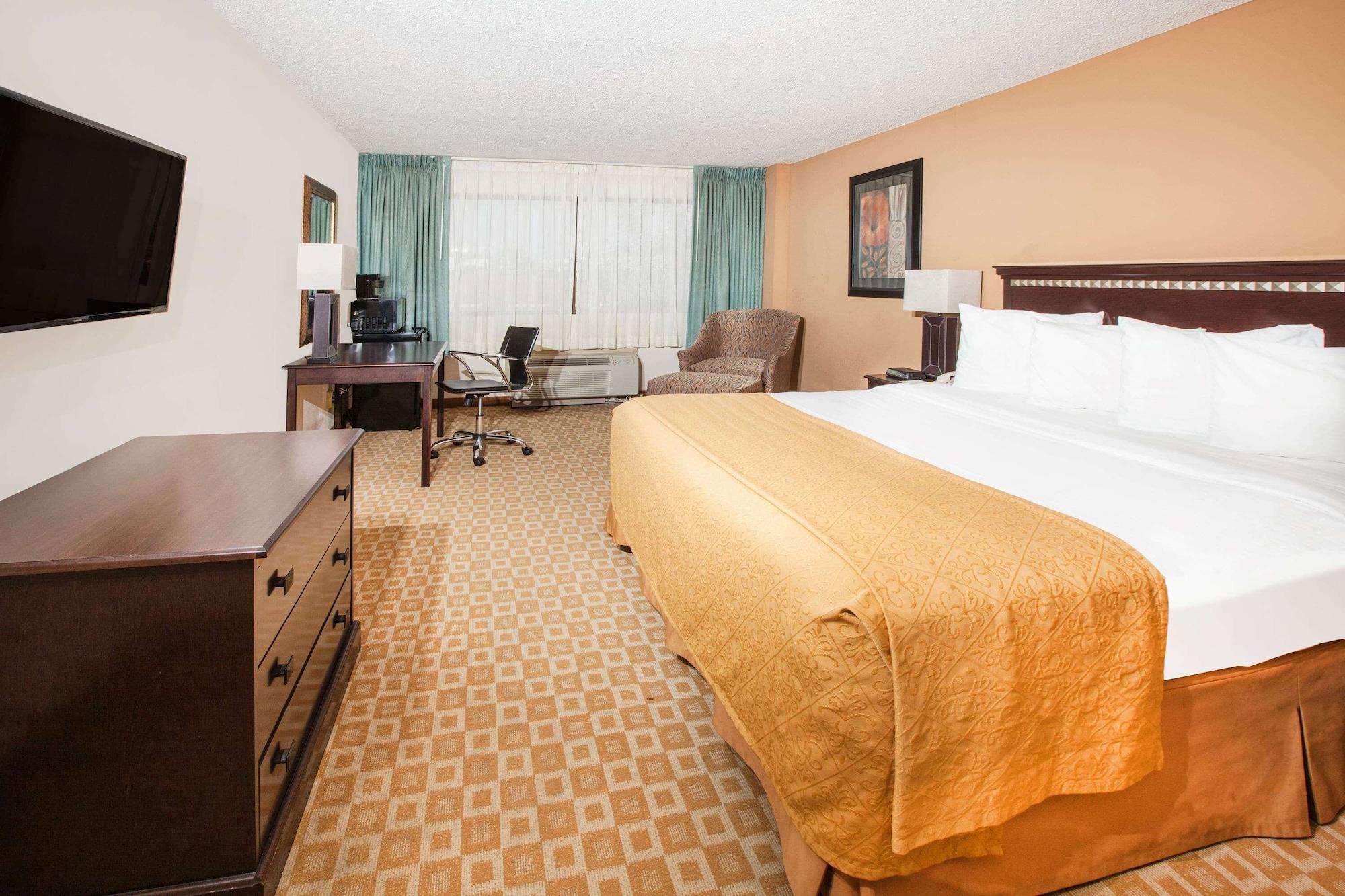 Days Inn By Wyndham שרמן מראה חיצוני תמונה
