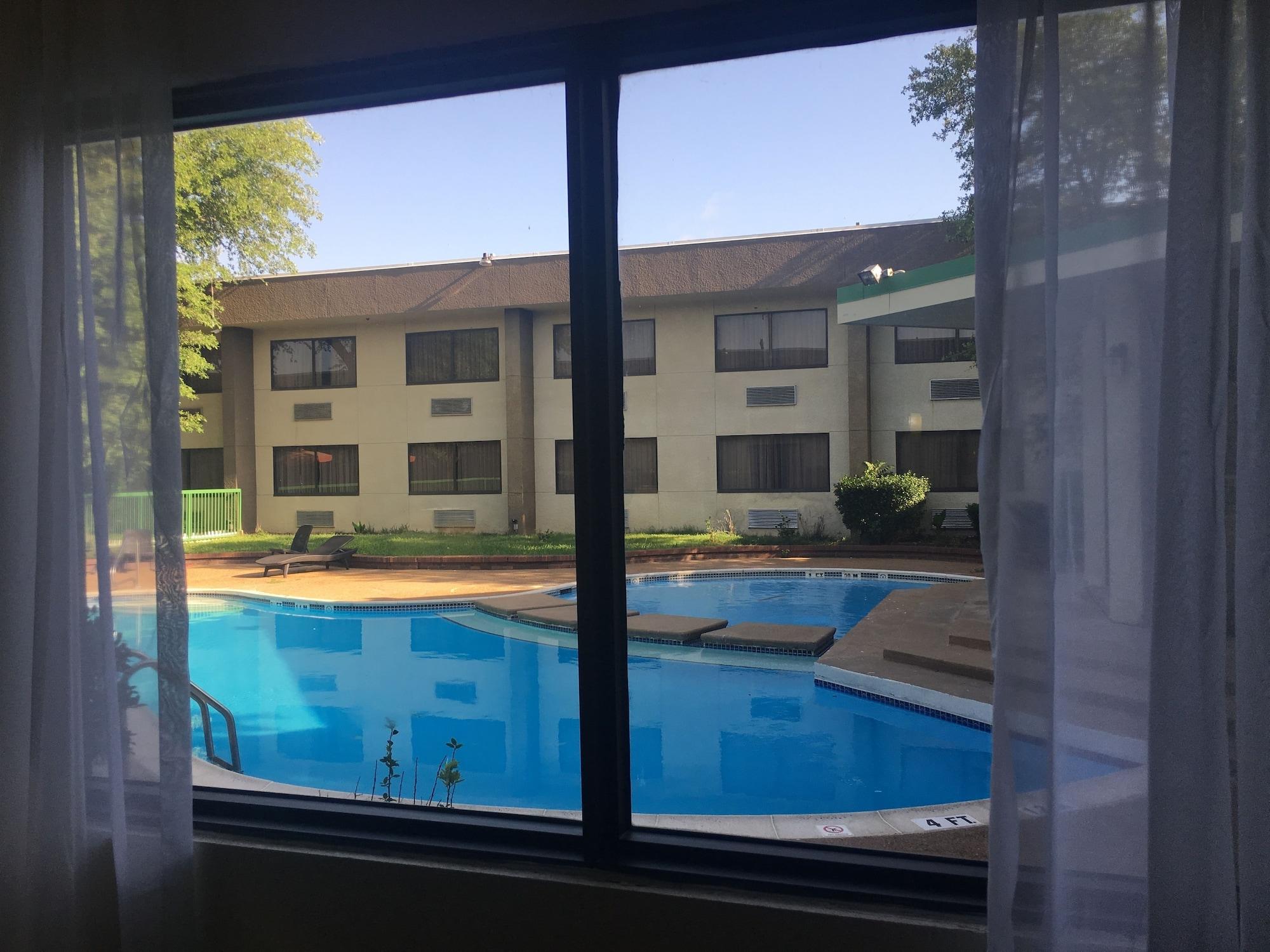 Days Inn By Wyndham שרמן מראה חיצוני תמונה